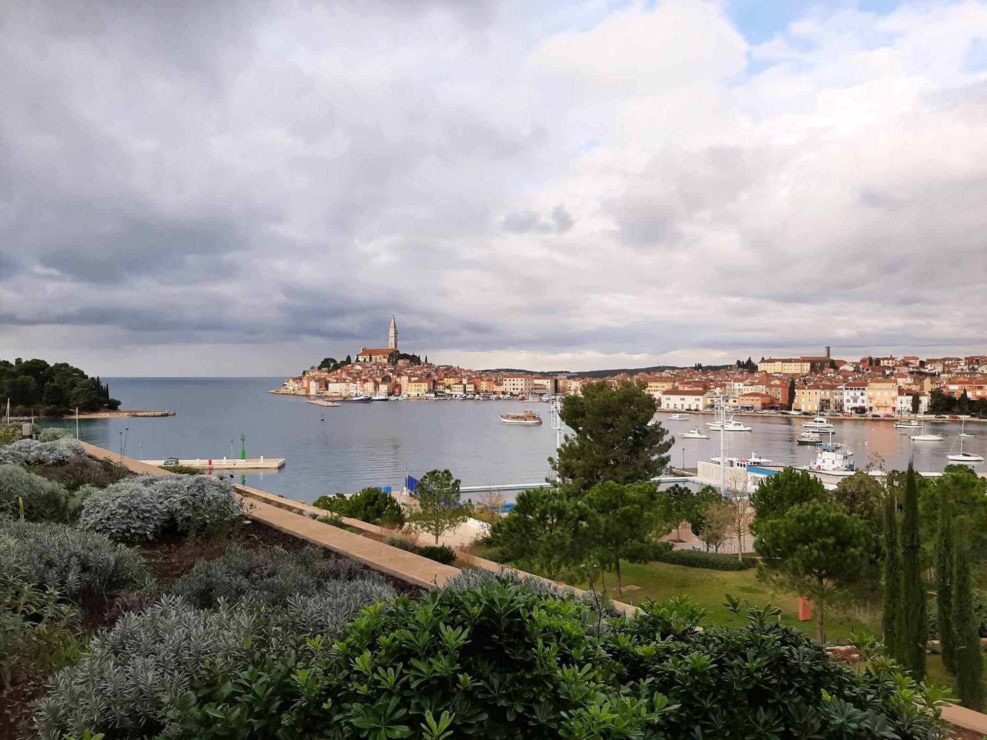 Family Apartments Suzi Rovinj Eksteriør bilde